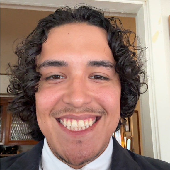 Meet your Posher, Linus - Picture 1 of 1